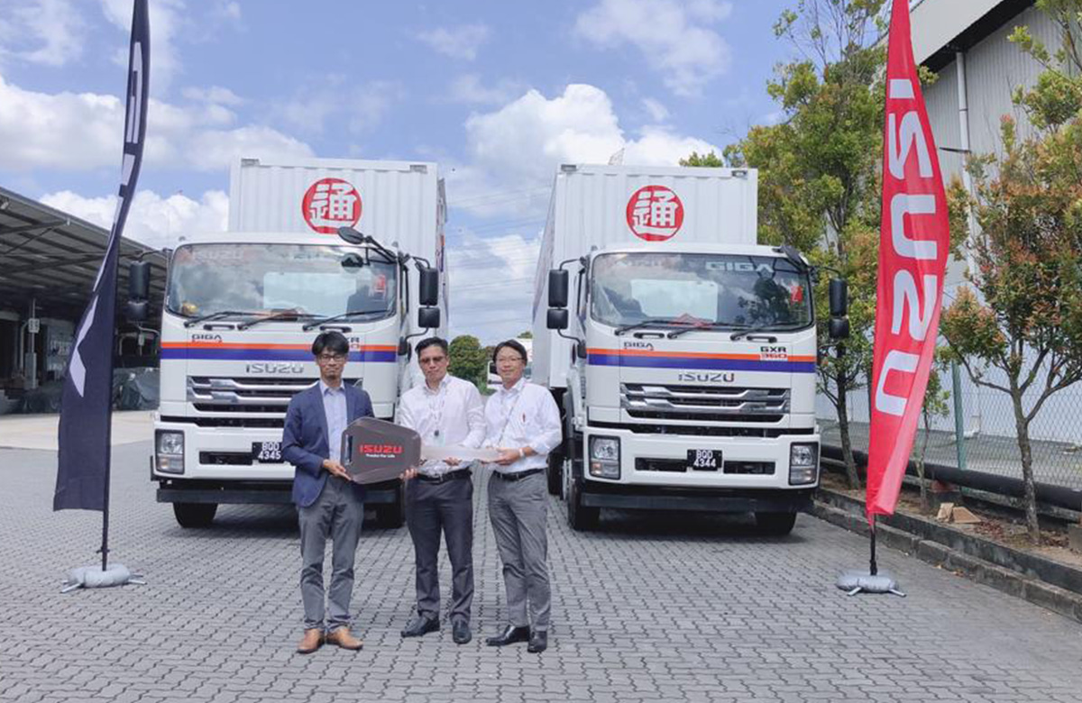 Isuzu Giga Trucks Set To Strengthen Logistics Services Of Nippon Express (Malaysia) Sdn Bhd