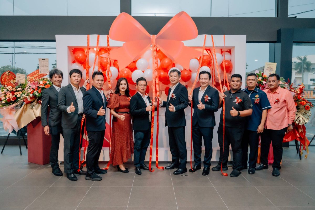 Isuzu Ng Hup Lee Motor Sdn. Bhd. Showroom Launching